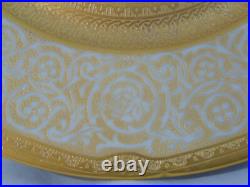 10 Czechoslovakian Porcelain Gold Band Encrusted Dinner Plates 10 Czechoslovakian Porcelain Gold Band Encrusted Dinner Plates