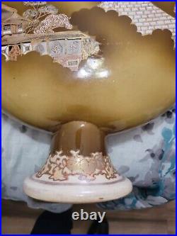 19 Chinese Gold Gilt Porcelain Flower Vase