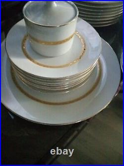 28 pc Retroneu Imperial 22k Gold Porcelain Plates Bowls Platter And More