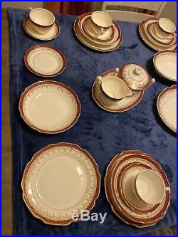 49 Pc. Queen Anne by Stetson China Warranted 22 Kt Gold