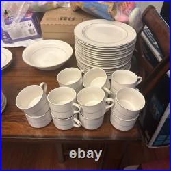 75-Piece Totally Today China 15 Service Dinnerware Set -Ivory with Gold Trim
