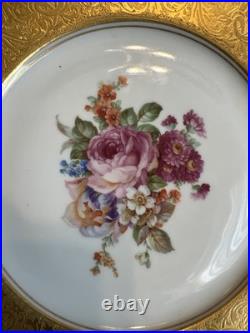 8 Turn-Teplitz Porcelain-Union 10 3/4 Gold Encrusted Dinner Plates 1921-27 8 Turn-Teplitz Porcelain-Union 10 3/4 Gold Encrusted Dinner Plates 1921-27