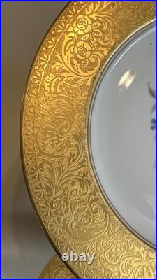 8 Turn-Teplitz Porcelain-Union 10 3/4 Gold Encrusted Dinner Plates 1921-27 8 Turn-Teplitz Porcelain-Union 10 3/4 Gold Encrusted Dinner Plates 1921-27