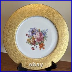 8 Turn-Teplitz Porcelain-Union 10 3/4 Gold Encrusted Dinner Plates 1921-27 8 Turn-Teplitz Porcelain-Union 10 3/4 Gold Encrusted Dinner Plates 1921-27