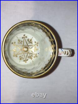 Antique Early Imari porcelain cup