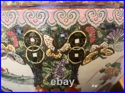 Antique Porcelain 16 FR Medallion FB wRose Gold Qianlong Seal 2 Av