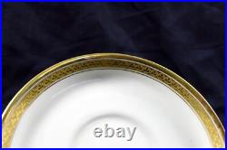 Antique Porcelain Gold Rimmed Plate Cauldon China England Collectible. G26-312