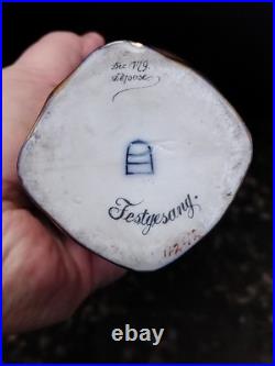 Antique Porcelain Portrait Vase Royal Vienna Artist Kantler 11 Gold Wow