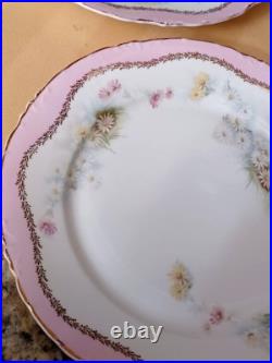Antique R&C Versailles France Porcelain Plates Set of 6 (Circa 1890-1920) Antique R&C Versailles France Porcelain Plates Set of 6 (Circa 1890-1920)