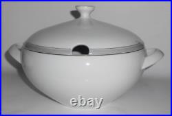 Arzberg Porcelain China 9573 Gray Band withGold Large Soup Tureen withLid