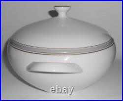 Arzberg Porcelain China 9573 Gray Band withGold Large Soup Tureen withLid