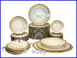 Aynsley Bone China Porcelain in Gold Dowery 3/4