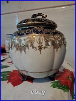 Beautiful Antique Nippon 8 Jar With Heavy Gold Gilt Beautiful Antique Nippon 8 Jar With Heavy Gold Gilt