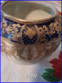 Beautiful Antique Nippon 8 Jar With Heavy Gold Gilt Beautiful Antique Nippon 8 Jar With Heavy Gold Gilt