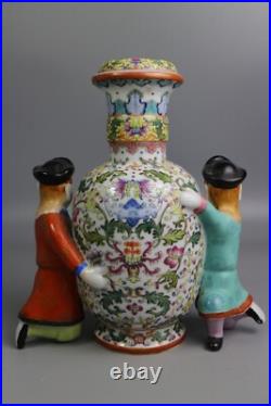Beautiful Chinese famille rose porcelain Two people embracing gilded vase