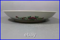 Beautiful Chinese gilded rose medallion porcelain plate