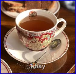 Bone China Dinner Service Set 20pc Porcelain Dinnerware MORRIS GARDEN Red Gold Bone China Dinner Service Set 20pc Porcelain Dinnerware MORRIS GARDEN Red Gold