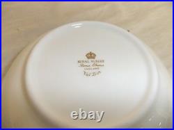 C4 Porcelain Royal Albert Bone China Val D'Or white & gilded edge 6E4B