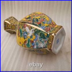 China Old Porcelain yellow Enamel Golden hexagonal flower and bird pattern Vase
