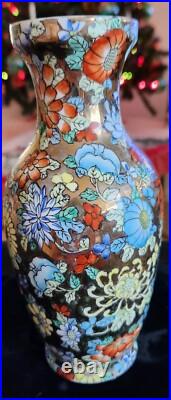 China's Last Dynasty Qianlong Qing Famille Rose Golden Gilded Vase-Antique-Yl China's Last Dynasty Qianlong Qing Famille Rose Golden Gilded Vase-Antique-Yl