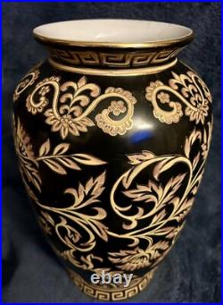 Chinese Black and Gold Tapestry Porcelain Vase 10.5