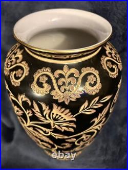 Chinese Black and Gold Tapestry Porcelain Vase 10.5