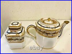 Chinese Export Armorial Porcelain Teapot and Tea Caddy Set Gold Trim