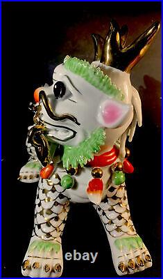 Chinese Foo Dog Dragon Male Porcelain With Gold Inlay 10 Long 9 Tall