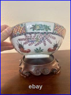 Chinese Guangcai Famile Rose Gilded Rim Roosters Bowl