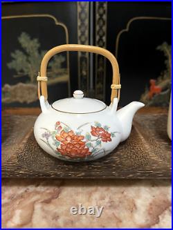 Chinese/Japanese Porcelain Teaset with Gold trim