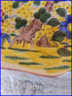 Chinese Porcelain 9.5 Dia Yellow Bird Bonsai Tree Flowers Vivid Decorator Plate
