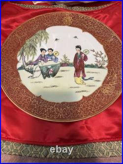 Chinese Porcelain Antique Hand Painted Gold Plated Traditional Art Decoration