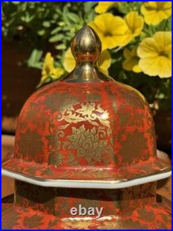 Chinese Porcelain Ginger Jar with Lid Red & Gold Floral Design