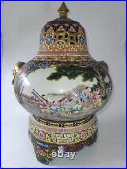 Collectible Chinese Famille Rose & Gold Gilted Porcelain Statue