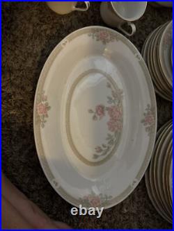 Crown Vintage Ming Fine China Cristina 1392 37 Piece Set Gold Trimming Porcelain