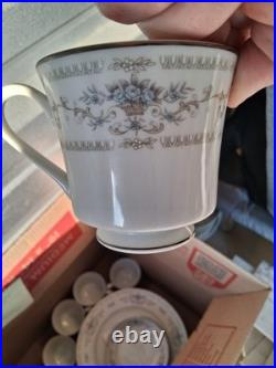 Diane Fine Porcelain China Dinner Set Floral Basket White Blue Gold Japan 36