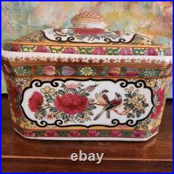 FABULOUS Vintage Porcelain Rose Canton Lidded Box with Acorn Finial Reds/Golds