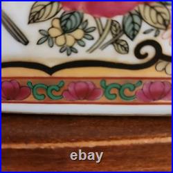 FABULOUS Vintage Porcelain Rose Canton Lidded Box with Acorn Finial Reds/Golds