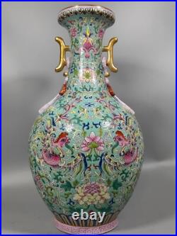 Fine Chinese Qing Dynasty Qianlong Porcelain Famille Rose Gilded Vase Z Fine Chinese Qing Dynasty Qianlong Porcelain Famille Rose Gilded Vase Z