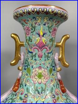 Fine Chinese Qing Dynasty Qianlong Porcelain Famille Rose Gilded Vase Z Fine Chinese Qing Dynasty Qianlong Porcelain Famille Rose Gilded Vase Z