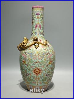 G Beautiful Chinese famille rose porcelain gilded vase G Beautiful Chinese famille rose porcelain gilded vase