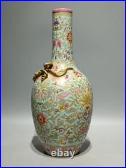 G Beautiful Chinese famille rose porcelain gilded vase G Beautiful Chinese famille rose porcelain gilded vase