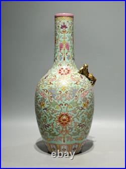 G Beautiful Chinese famille rose porcelain gilded vase G Beautiful Chinese famille rose porcelain gilded vase