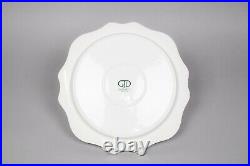 Gijade & Co. White Porcelain Scalloped 13 Gold Rimmed Charger Plate 4PCS Set