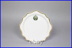 Gijade & Co. White Porcelain Scalloped 13 Gold Rimmed Charger Plate 4PCS Set