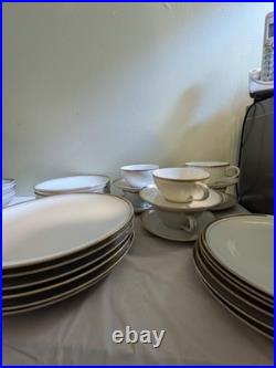 Golden Elegance 24 Piece Set by Royalton China Co