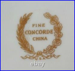 HTF SET/12 USA maker CONCORDE #CCD17 fine china 10 5/8 PLACE/DINNER PLATES