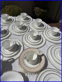 HUGE 76 Piece Lot Set Wedgwood Crown Gold 24k Dinnerware China Settings Plates