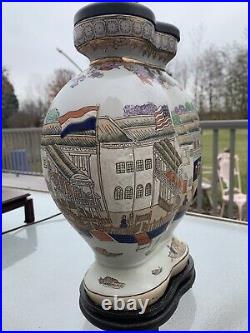 Hand painted Chinese Porcelain China Oklahoma Importing American Flag Lamp