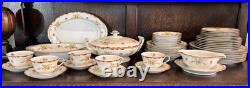 Harmony House Wembley Fine China Dinnerware 24k Finish Gold Trim Set 45 Pieces
